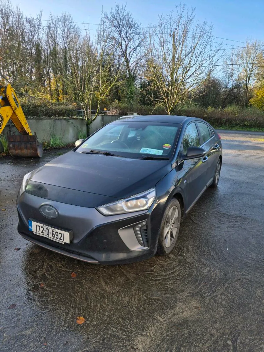 Hyundai Ioniq - Image 2
