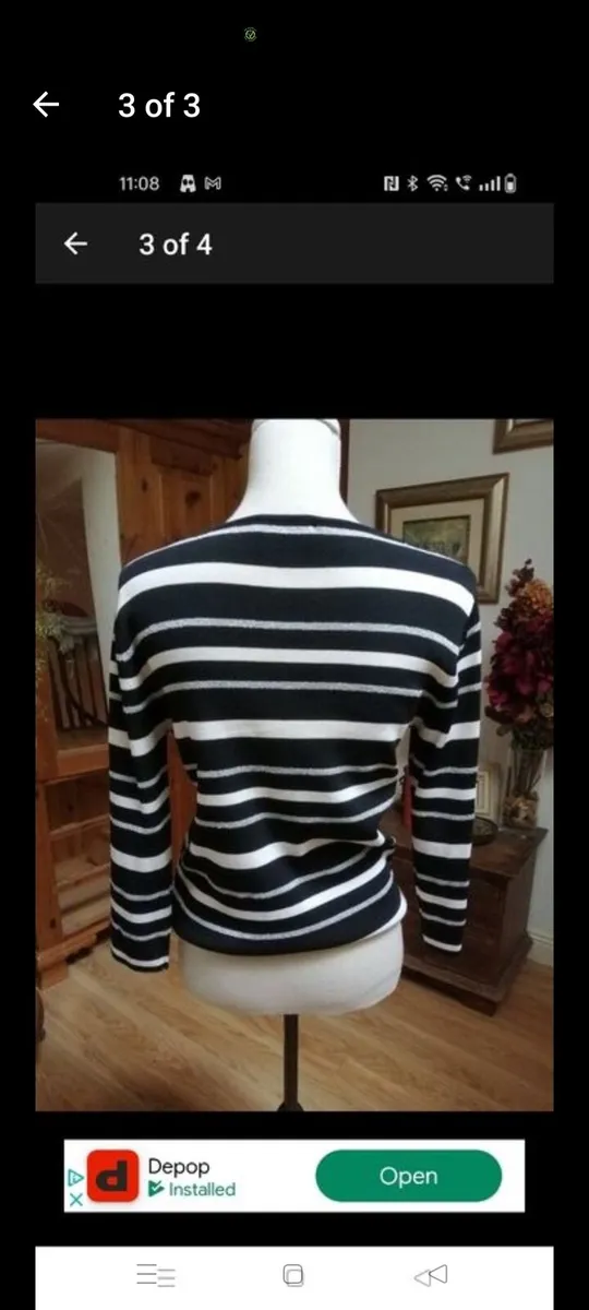 Ladies CASAMIA black and white top Like new with S - Image 3
