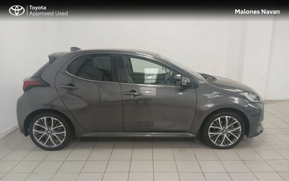 Toyota Yaris YARIS 1.5 HYBRID PLATINUM - Image 3