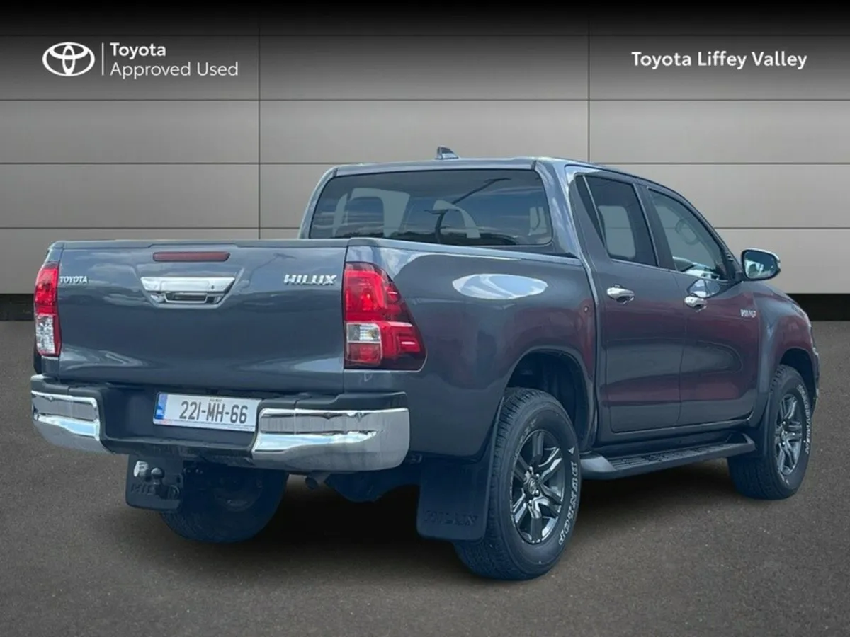 Toyota Hilux HILUX 2.8 SR5 D/CAB AUTO - Image 2