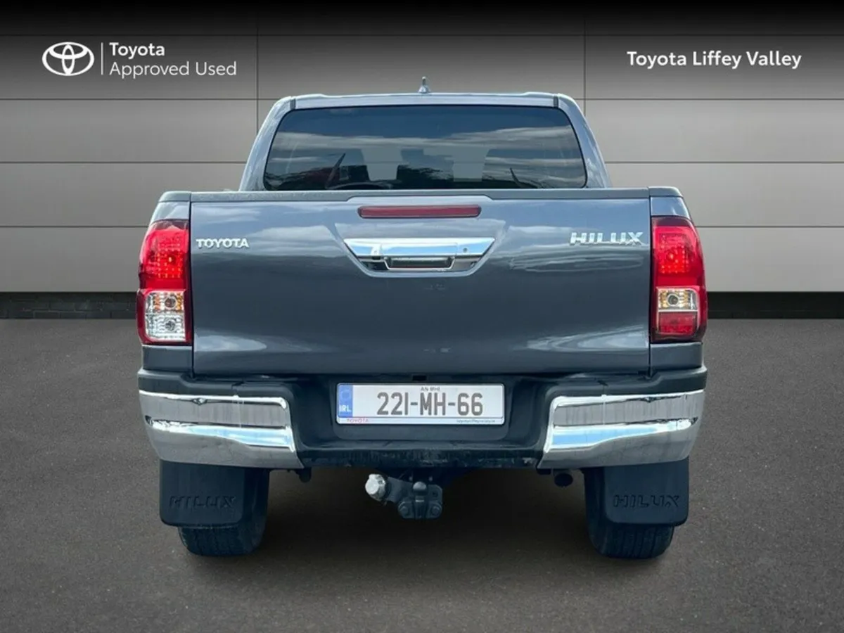 Toyota Hilux HILUX 2.8 SR5 D/CAB AUTO - Image 4