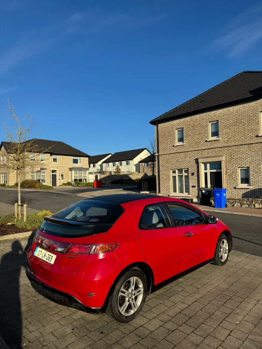 Honda civic - Image 2