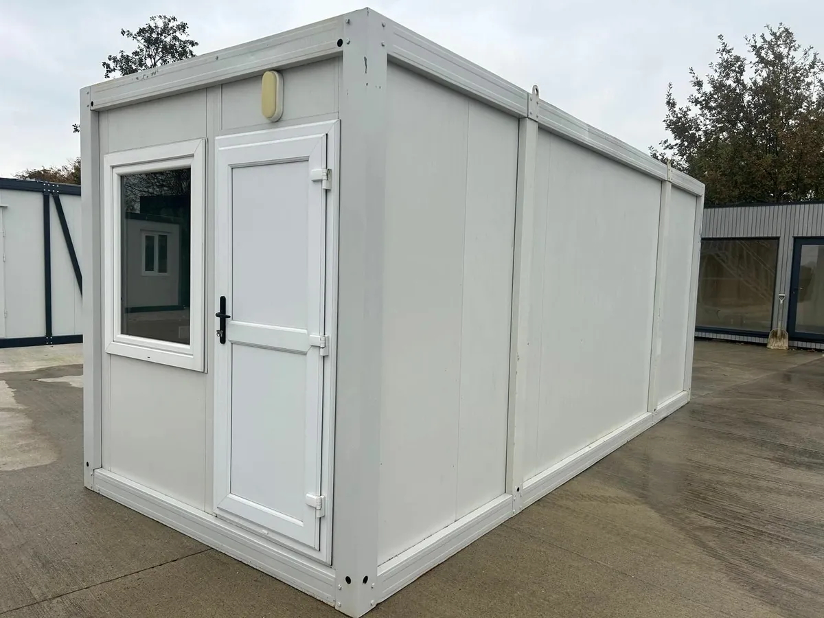 Portacabin with 1 bedroom + Bathroom - Image 1