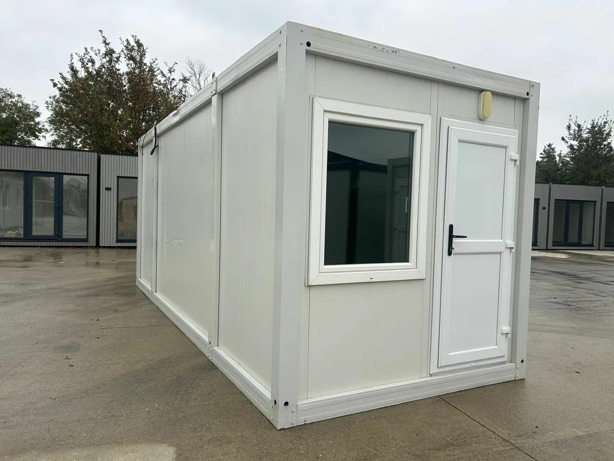 Portacabin with 1 bedroom + Bathroom - Image 3