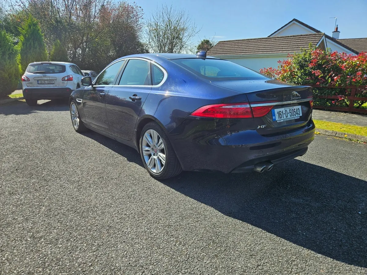 Jaguar XF 2016 - Image 4