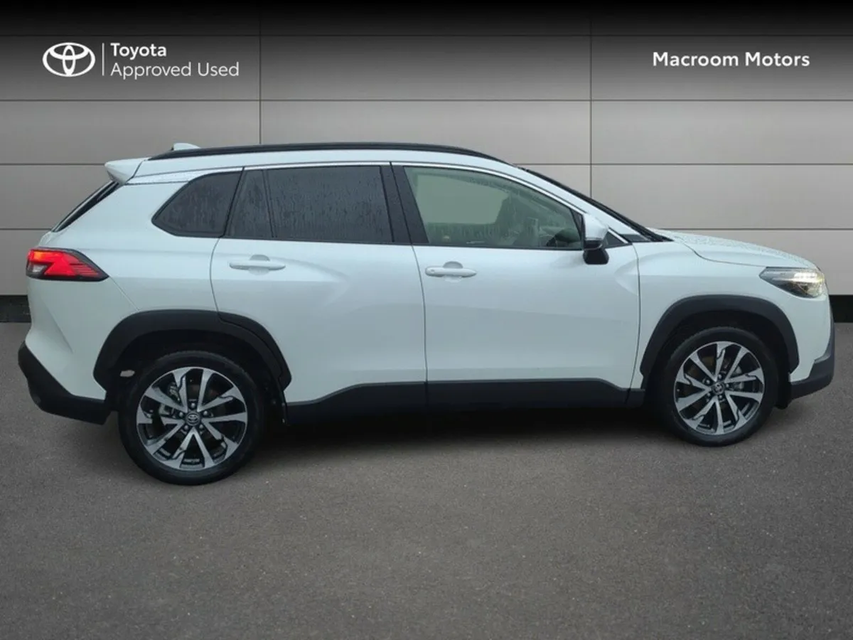 Toyota Corolla Cross END OF YEAR CLEARANCE SALE! - Image 3