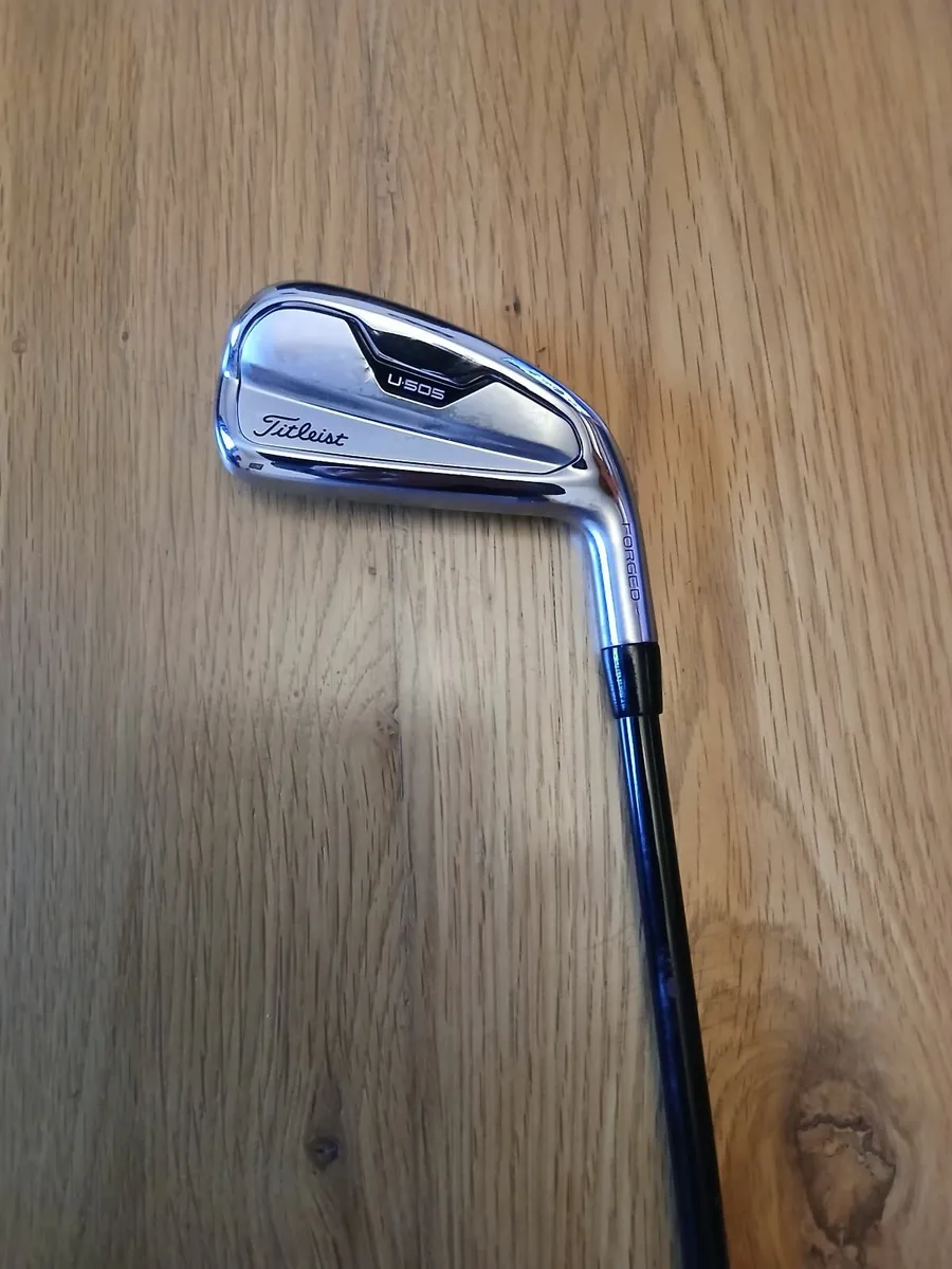 Titleist driving 2 iron - Image 1