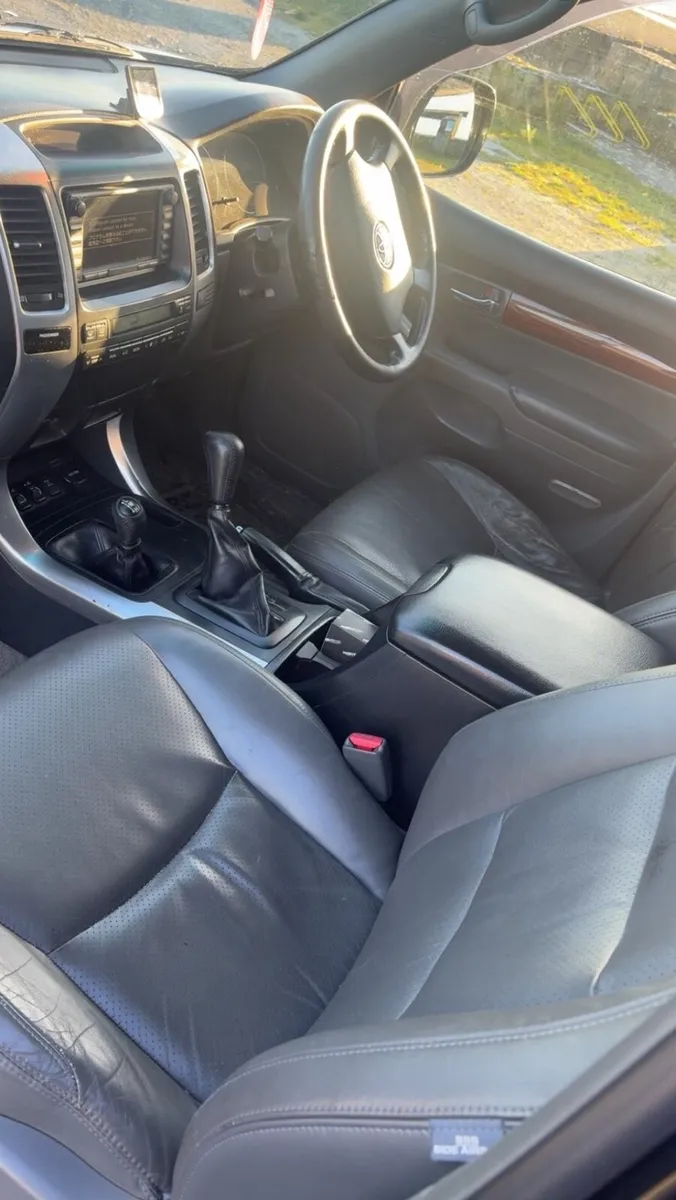 Toyota Landcruiser LC4 crewcab - Image 4