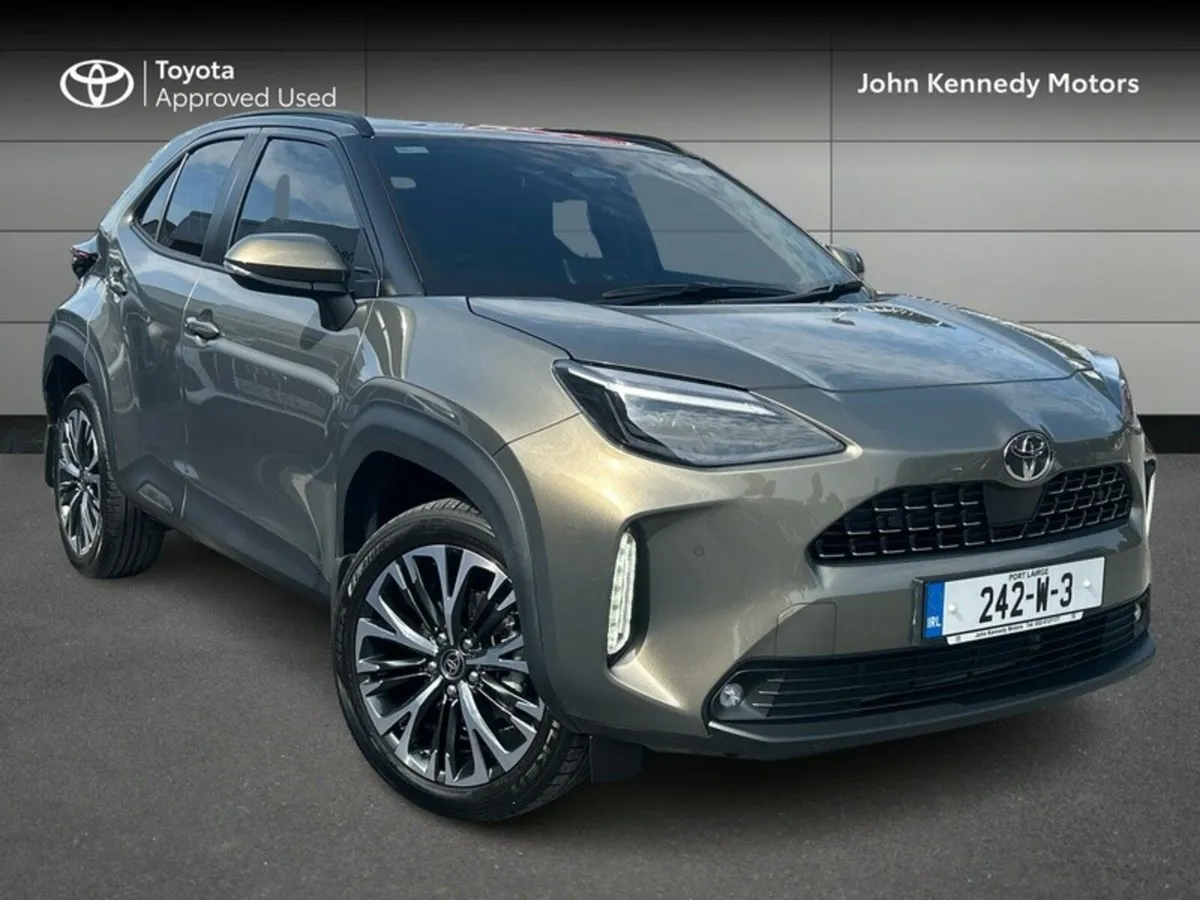 Toyota Yaris Cross SOL - Image 1