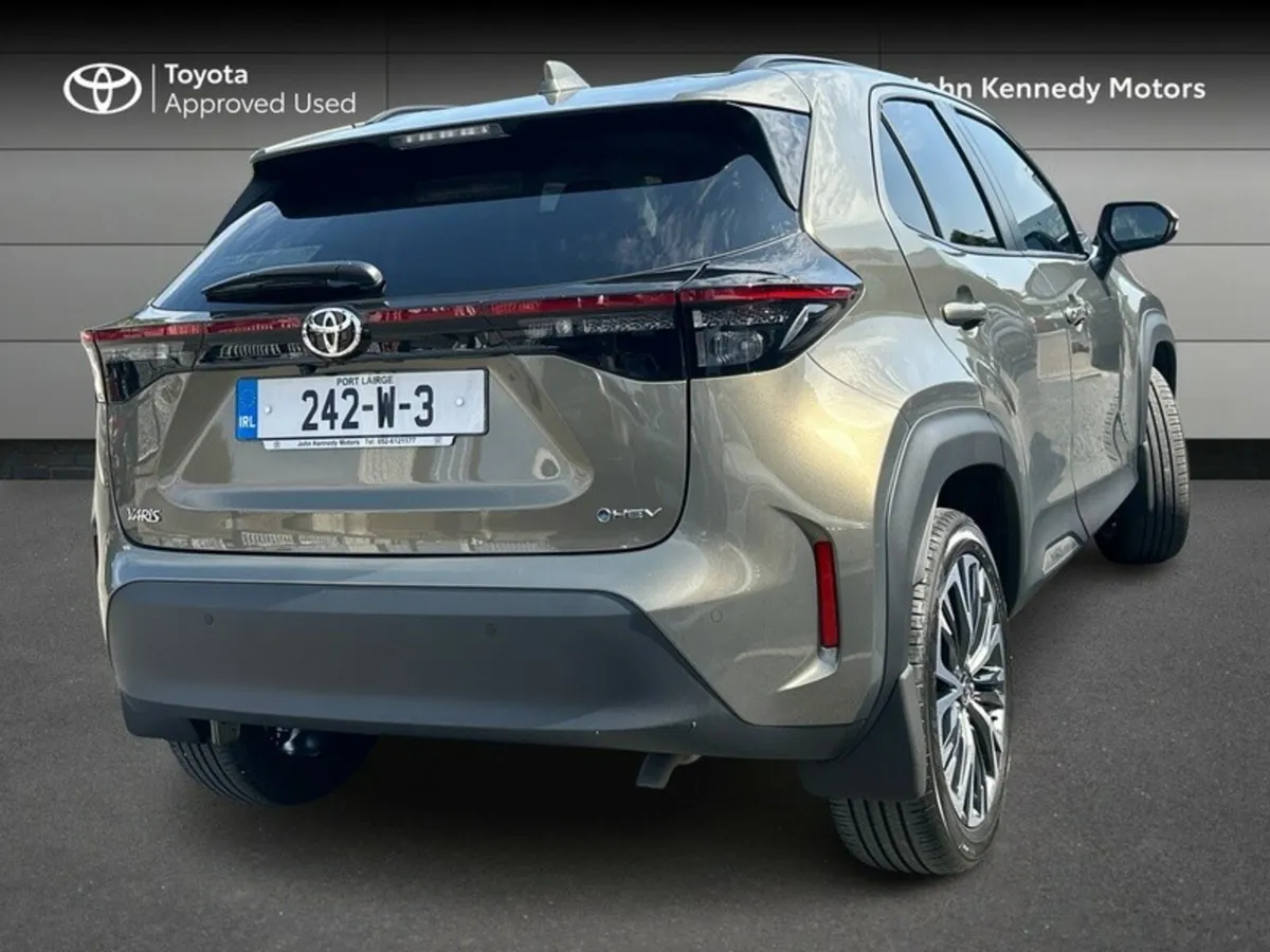 Toyota Yaris Cross SOL - Image 2