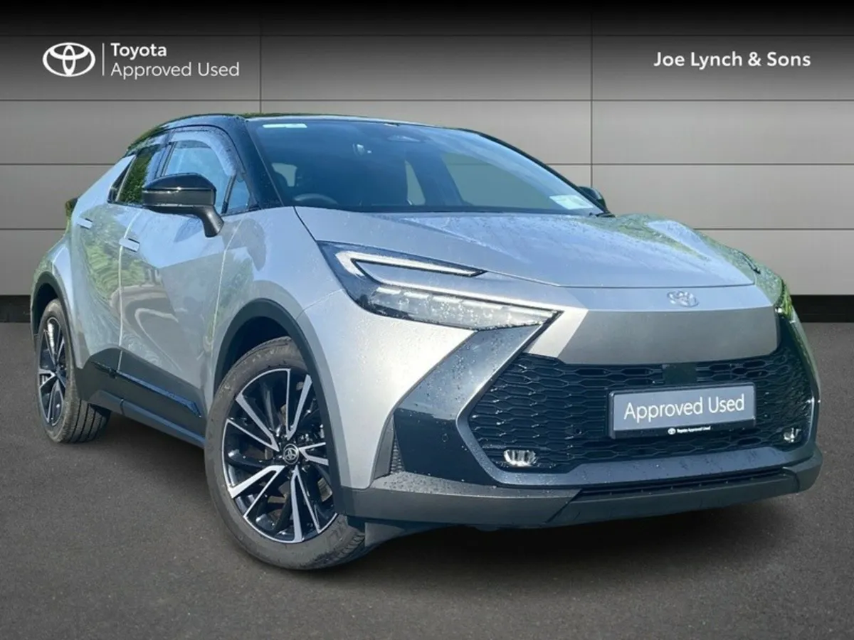 Toyota C-HR C-HR PHEV SOL - Image 1
