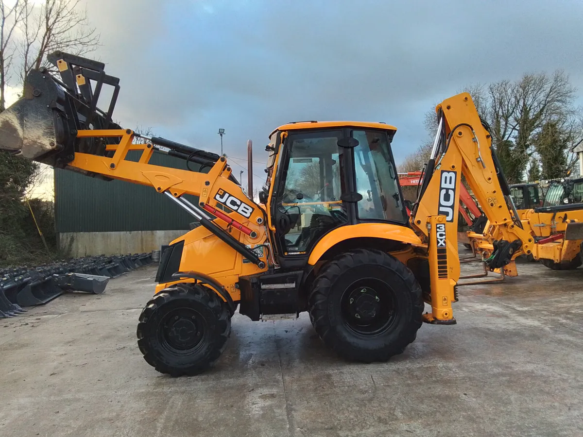 JCB  3CX  PRO PLUS  SERVO   (2022) - Image 4
