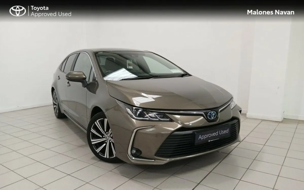 Toyota Corolla COROLLA HYBRID LUNA SPORT - Image 1