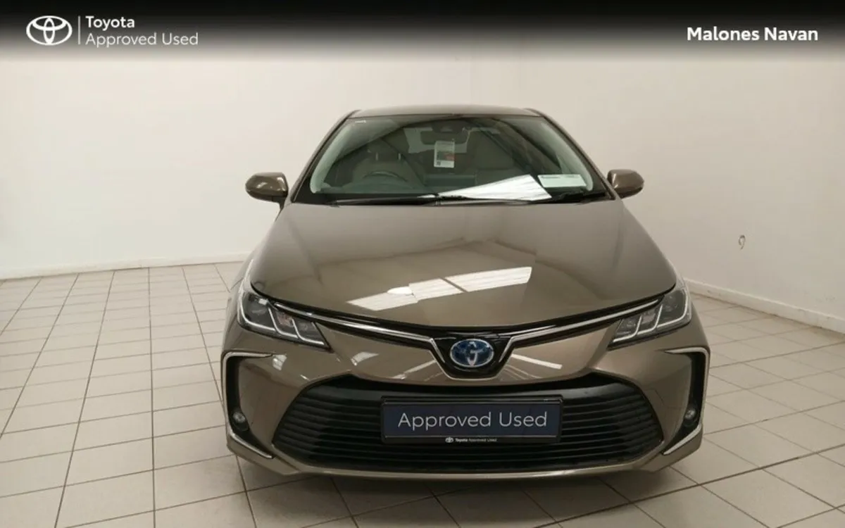 Toyota Corolla COROLLA HYBRID LUNA SPORT - Image 4