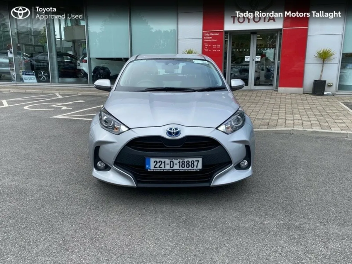 Toyota Yaris HYBRID LUNA 4DR AUTO*** GUARANTEED €1 - Image 4