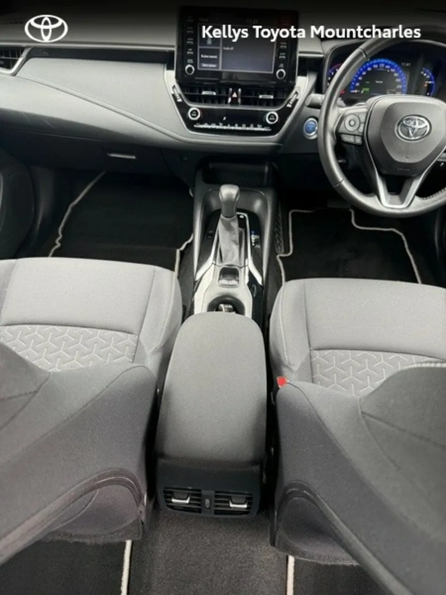 Toyota Corolla COROLLA HYBRID LUNA TS - Image 3