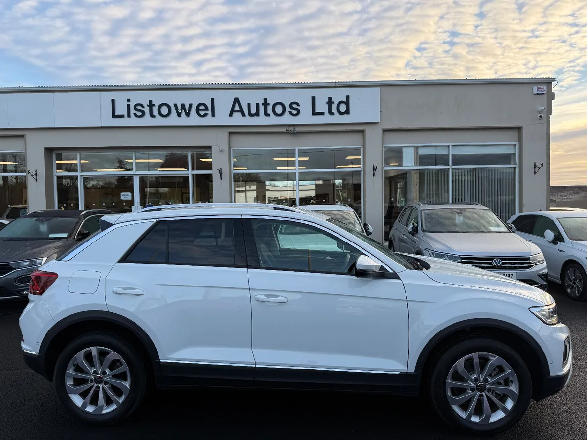 231  VW T-ROC STYLE  2.0 TDI 150BHP AUTOMATIC - Image 1