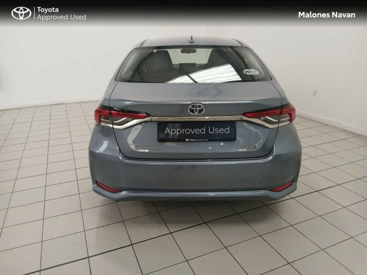 Toyota Corolla COROLLA HYBRID LUNA - Image 4