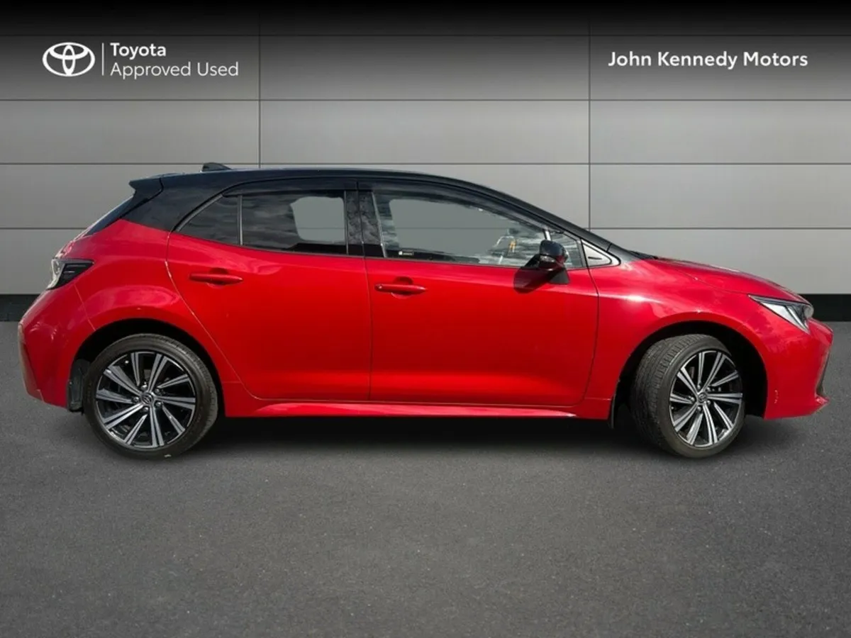 Toyota Corolla HYBRID L/SPORT HB - Image 3