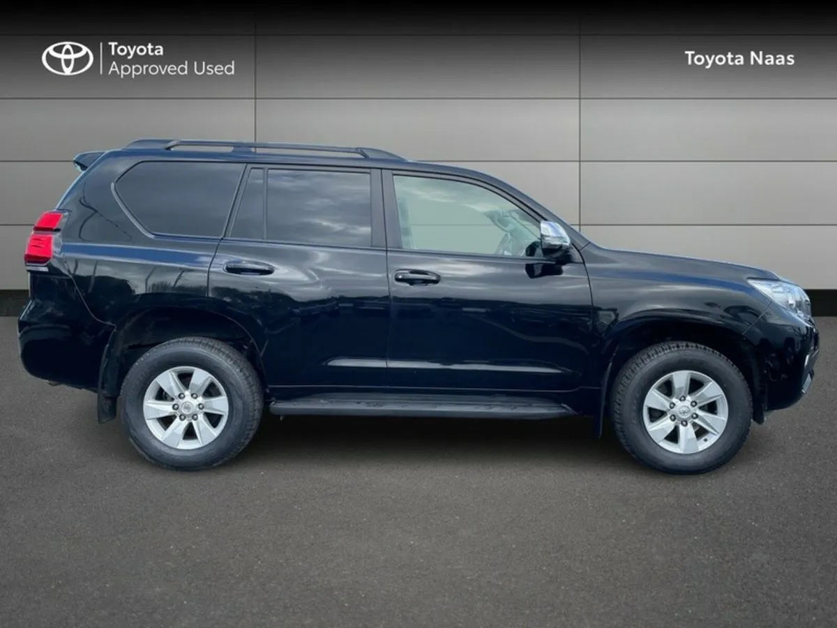 Toyota Land Cruiser LAND CRUISER LWB COMM A/T - Image 3