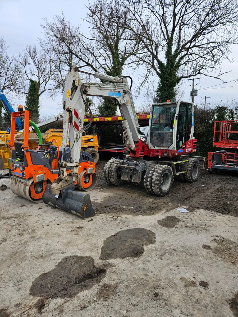Takeuchi TB295W FOR HIRE