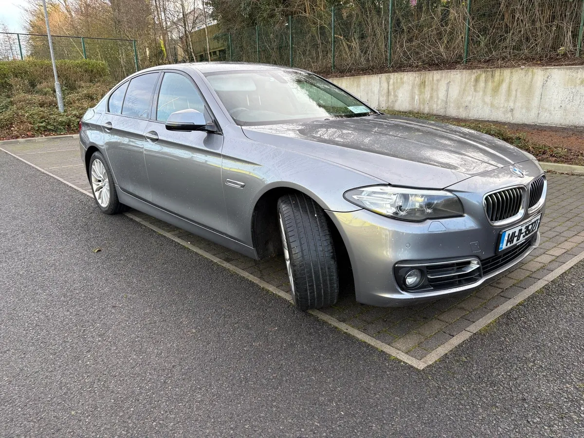 BMW 525d Luxury - Image 1