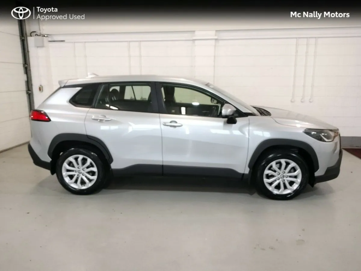 Toyota Corolla Cross CROSS LUNA 1.8 HYBRID AUTO - Image 4