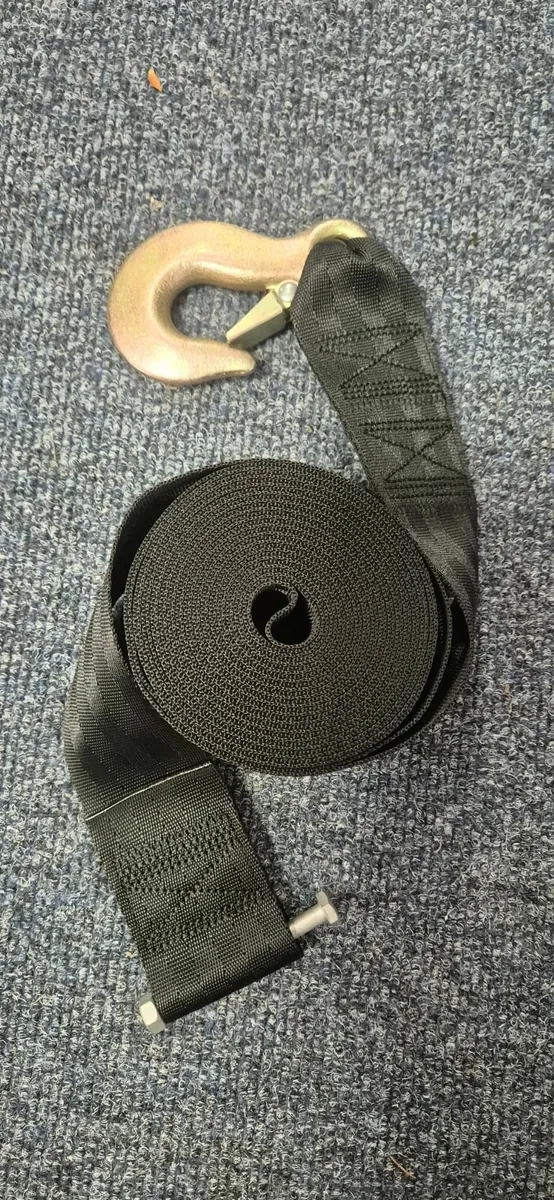 Only €14 🧑‍🎄  strap  20ft with new fixing bolt