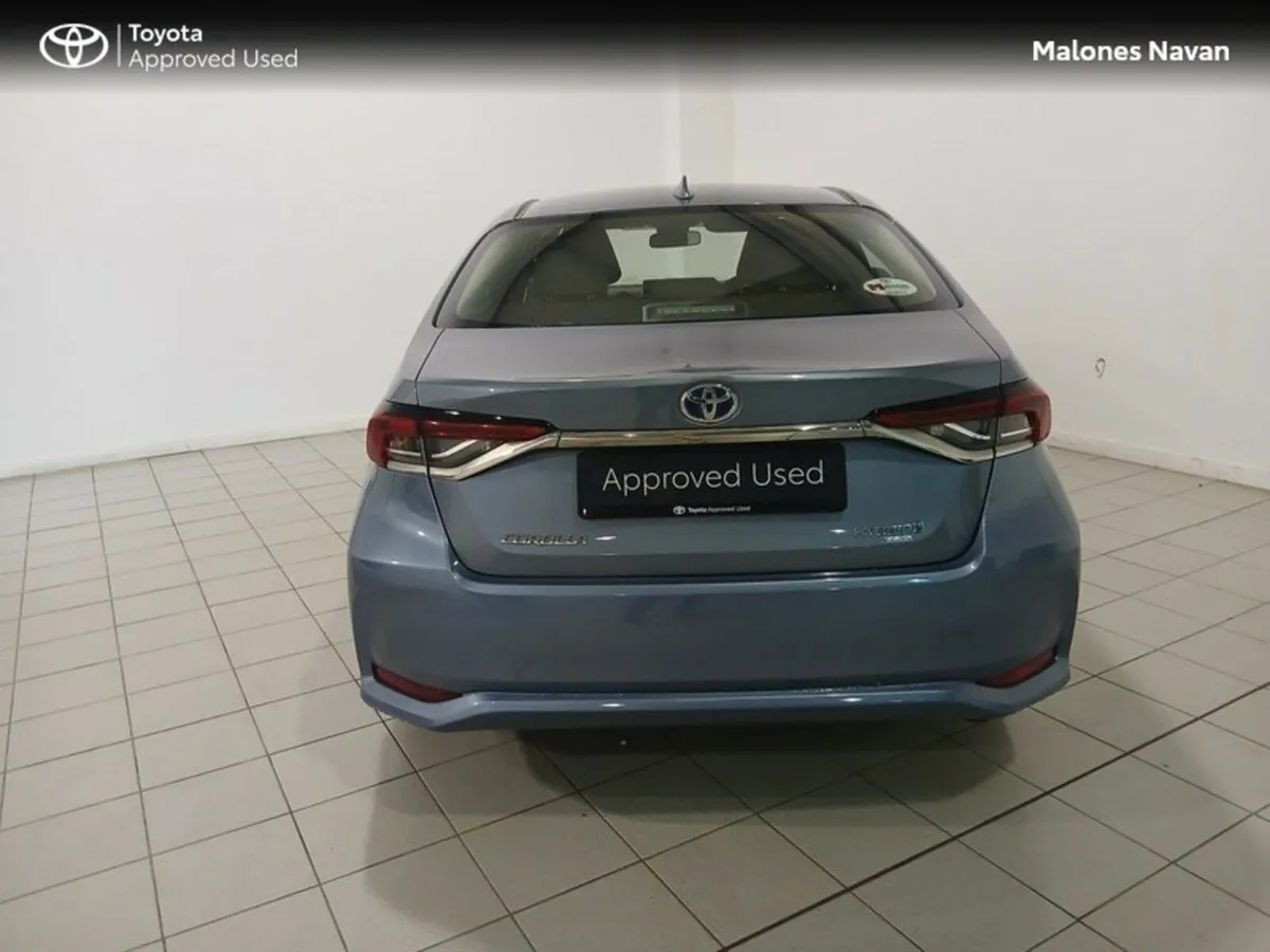 Toyota Corolla COROLLA HYB LUNA SALOON - Image 4