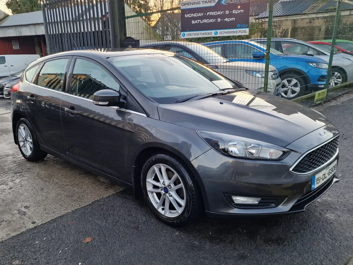 2015 Ford Focus 1.0T EcoBoost ZETEC - Image 1