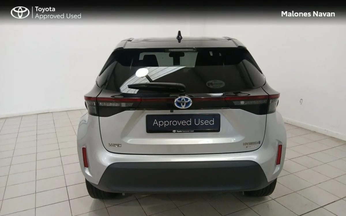 Toyota Yaris YARIS CROSS LUNA/SPORT - Image 4
