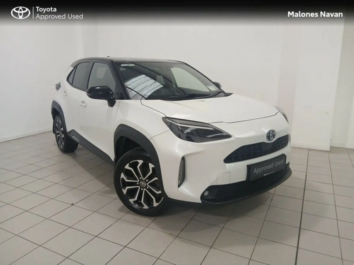 Toyota Yaris YARIS CROSS LUNA SPORT - Image 1