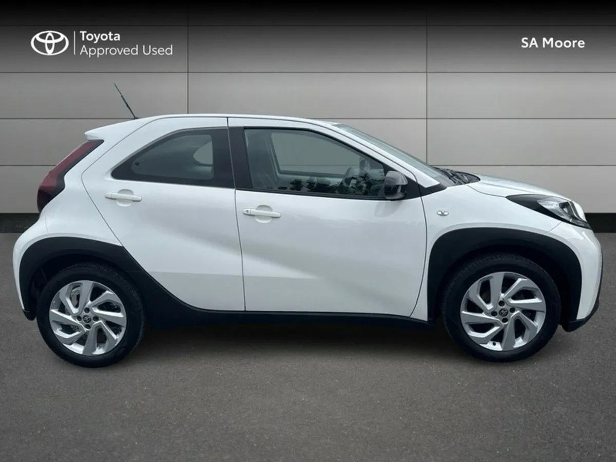 Toyota Aygo X 1.0 PULSE - Image 3