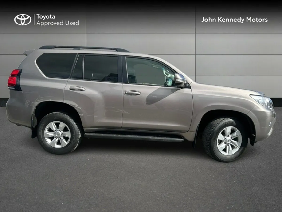 Toyota Land Cruiser LWB COMMERCIAL AUTO 4DR - Image 3
