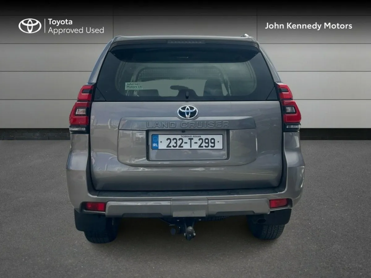 Toyota Land Cruiser LWB COMMERCIAL AUTO 4DR - Image 4