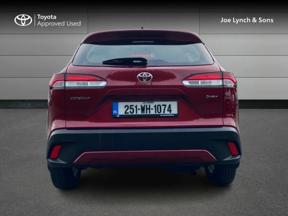 Toyota Corolla Cross COROLLA CROSS 1.8 LUNA - Image 4