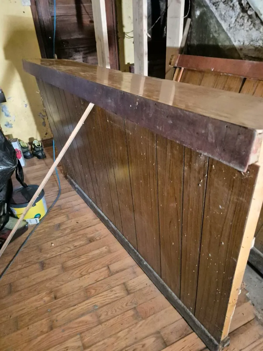 Antique pub counter over 3 5 m long - Image 2