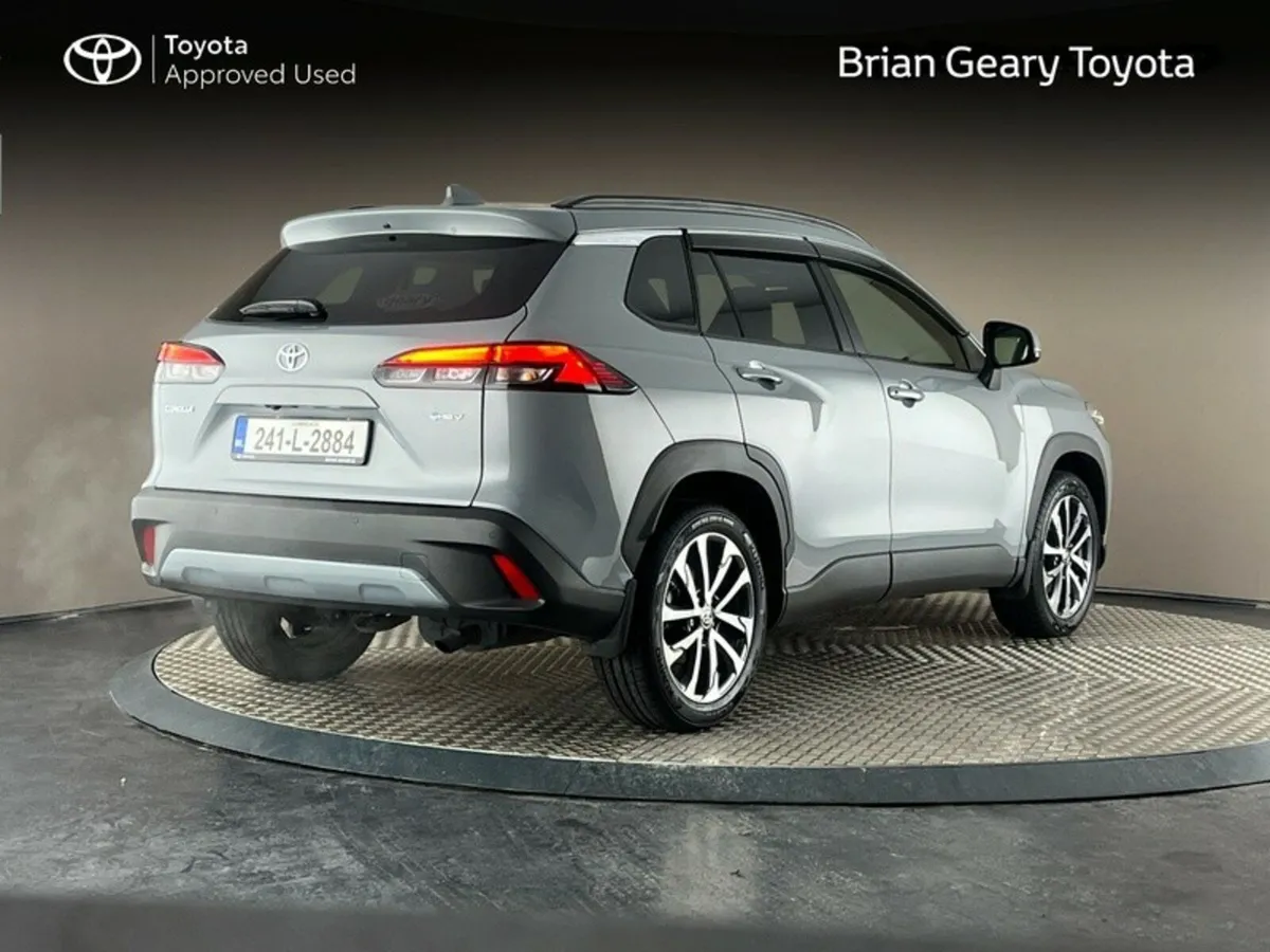 Toyota Corolla Cross HYBRID SPORT - Image 2