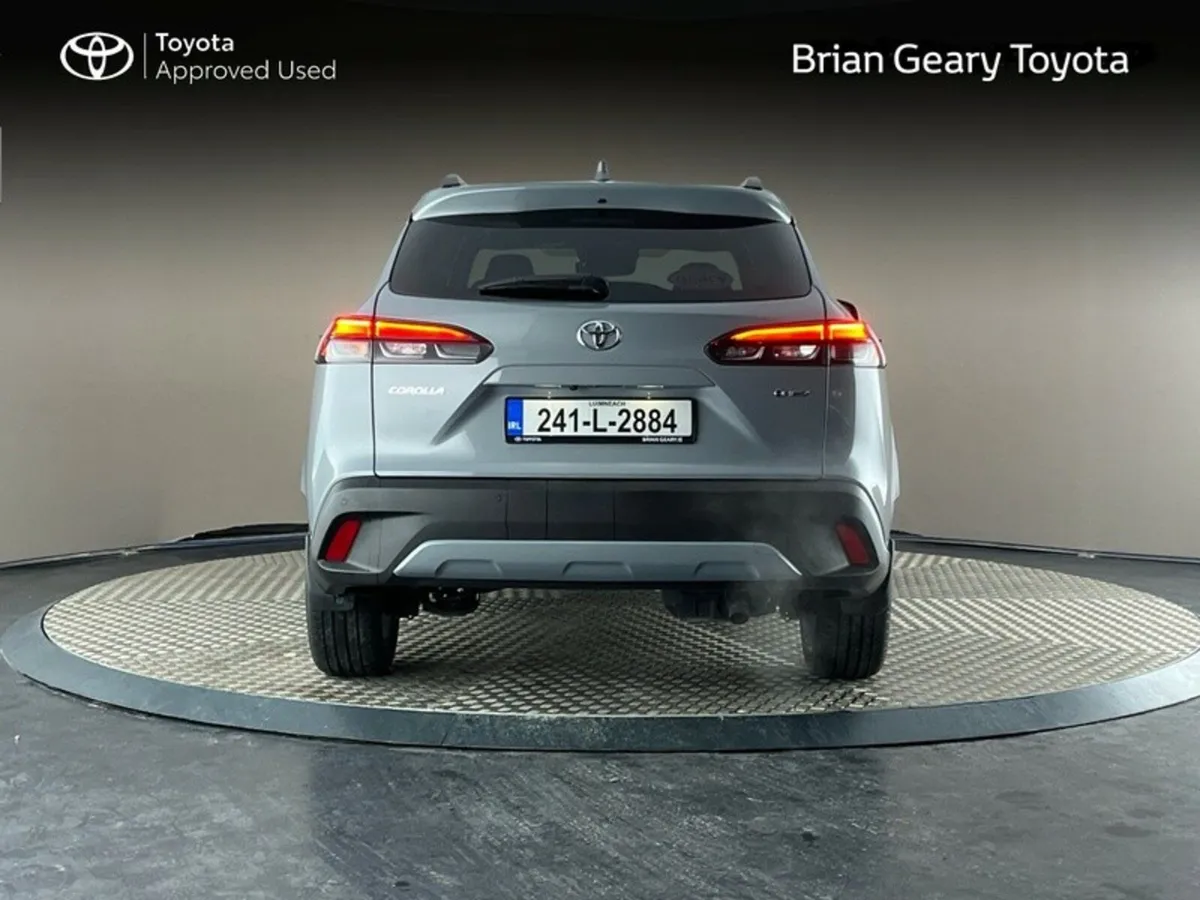 Toyota Corolla Cross HYBRID SPORT - Image 4