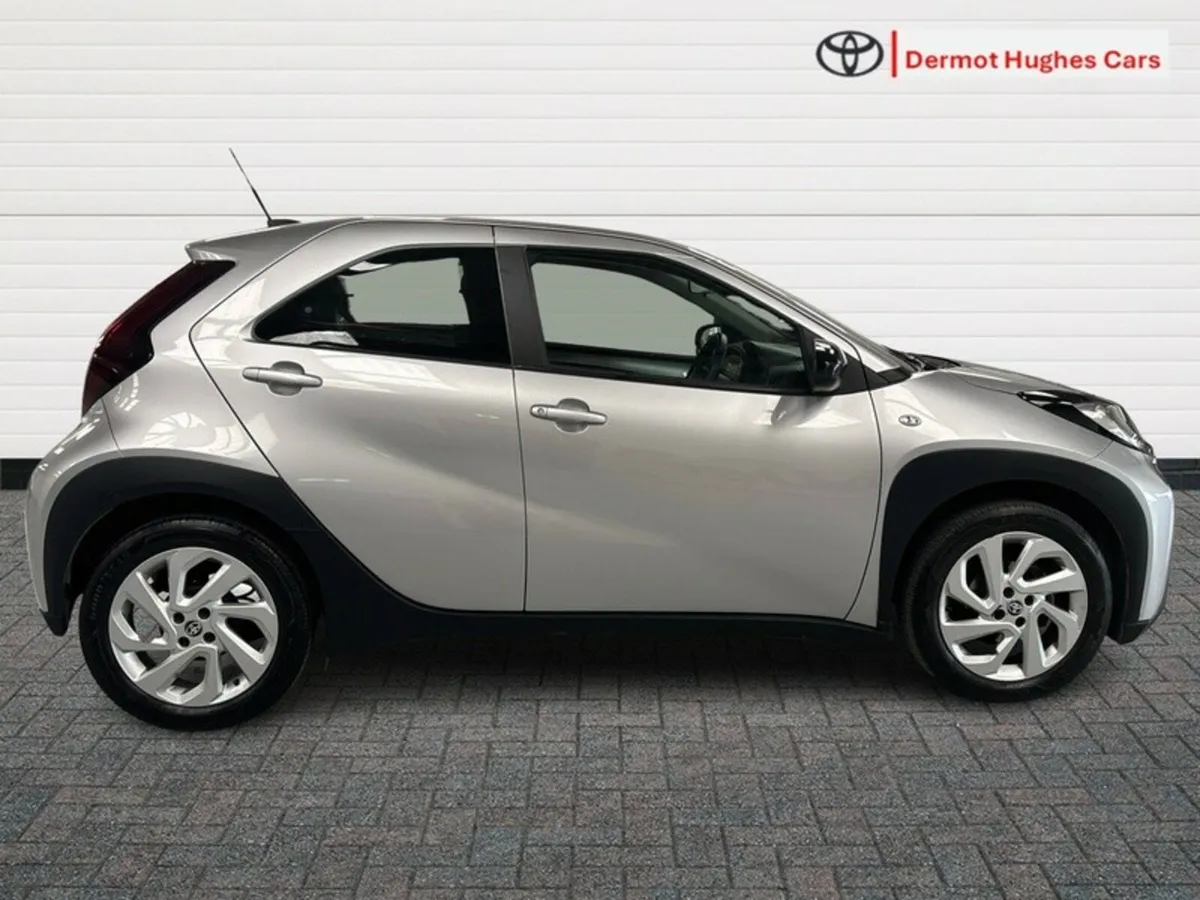 Toyota Aygo X 1.0 PULSE - - Image 3