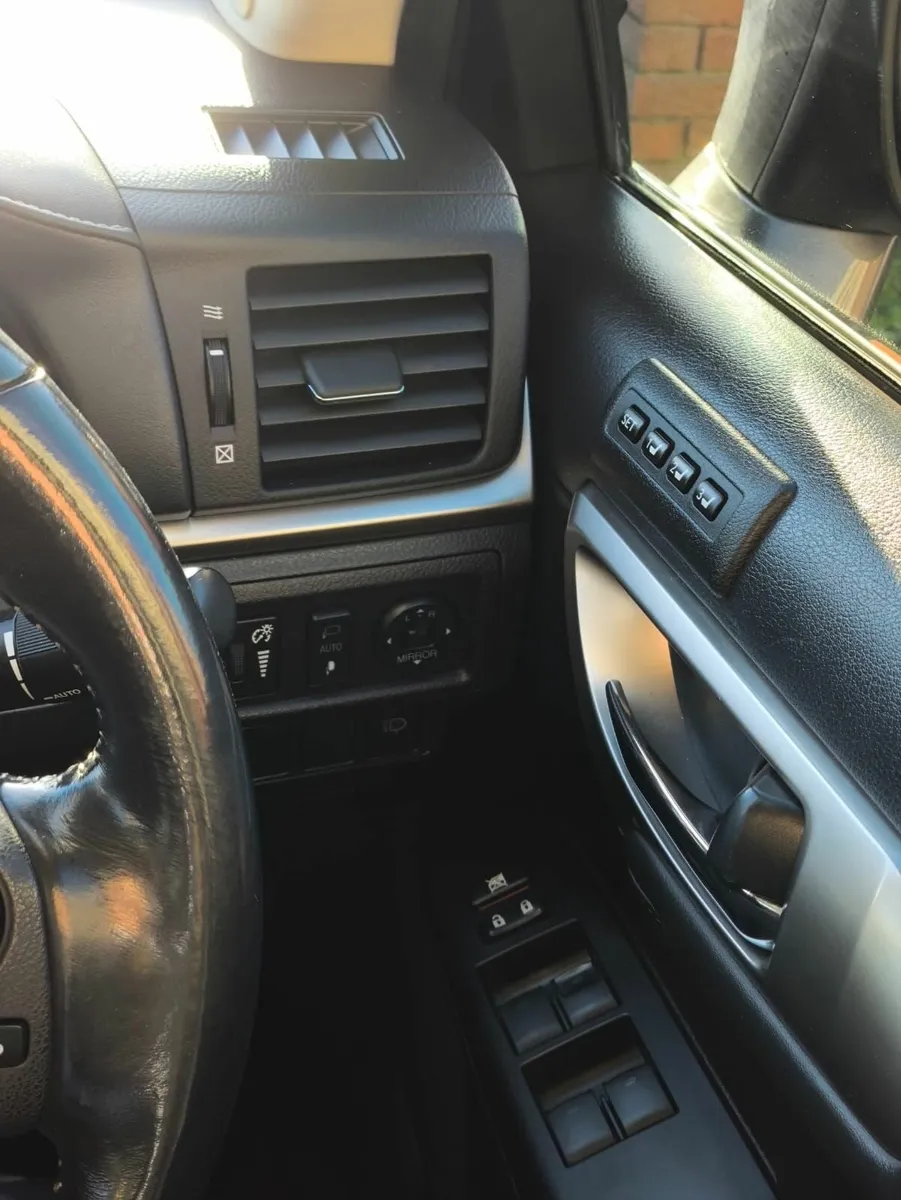 Lexus CT200h Hybrid €14500 - Image 2