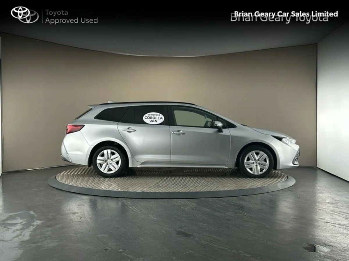 Toyota Corolla 2 Seat Commercial Van - Image 3