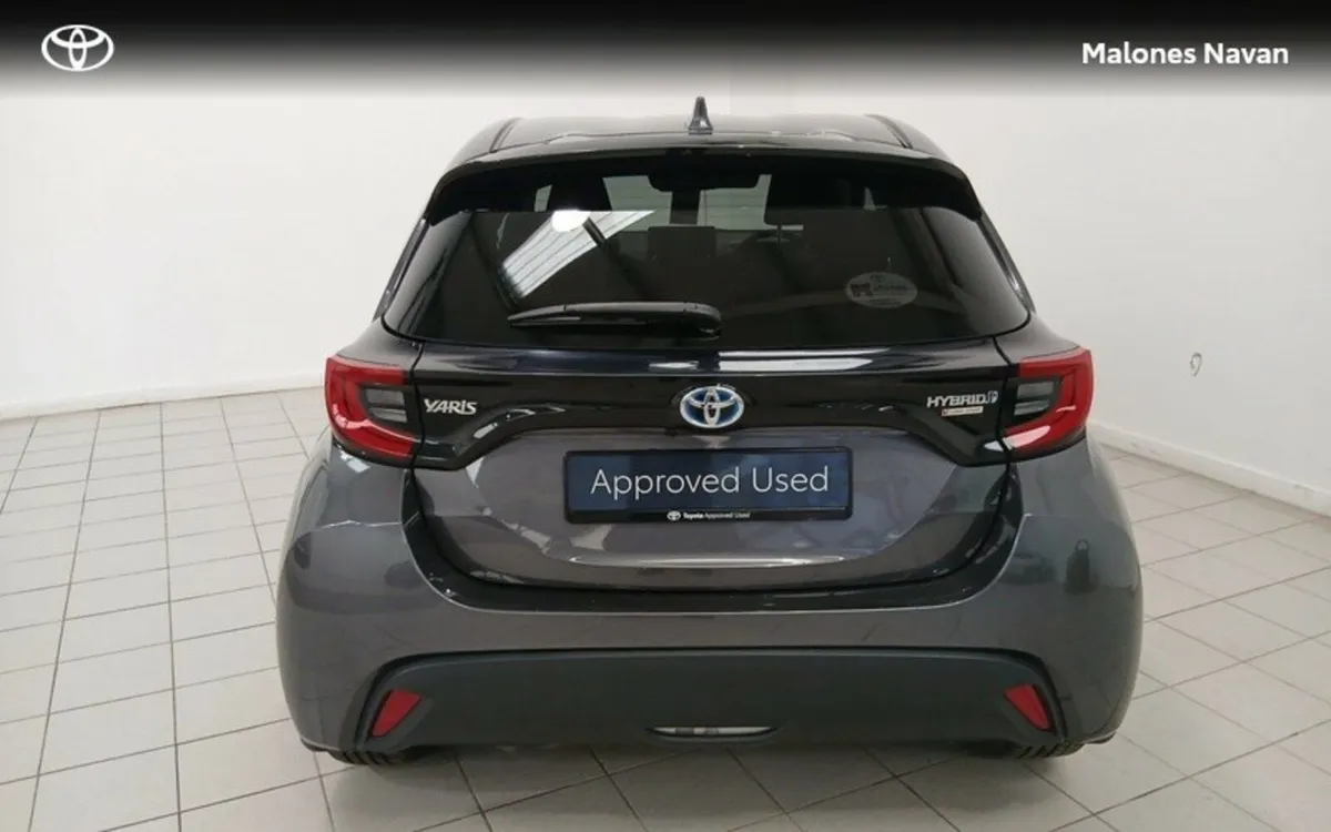Toyota Yaris YARIS 1.5 HYBRID L/SPORT - Image 4