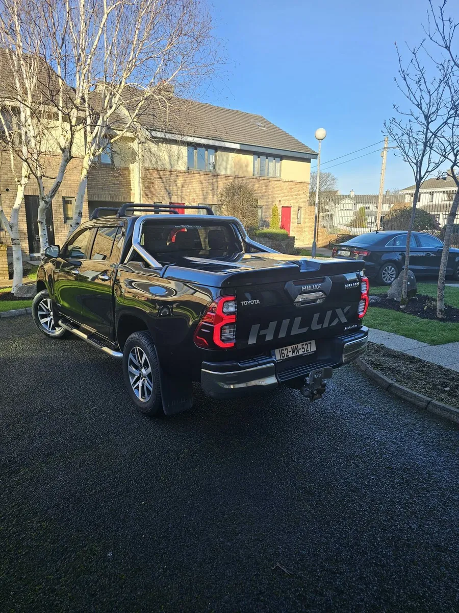 Toyota hilux - Image 2
