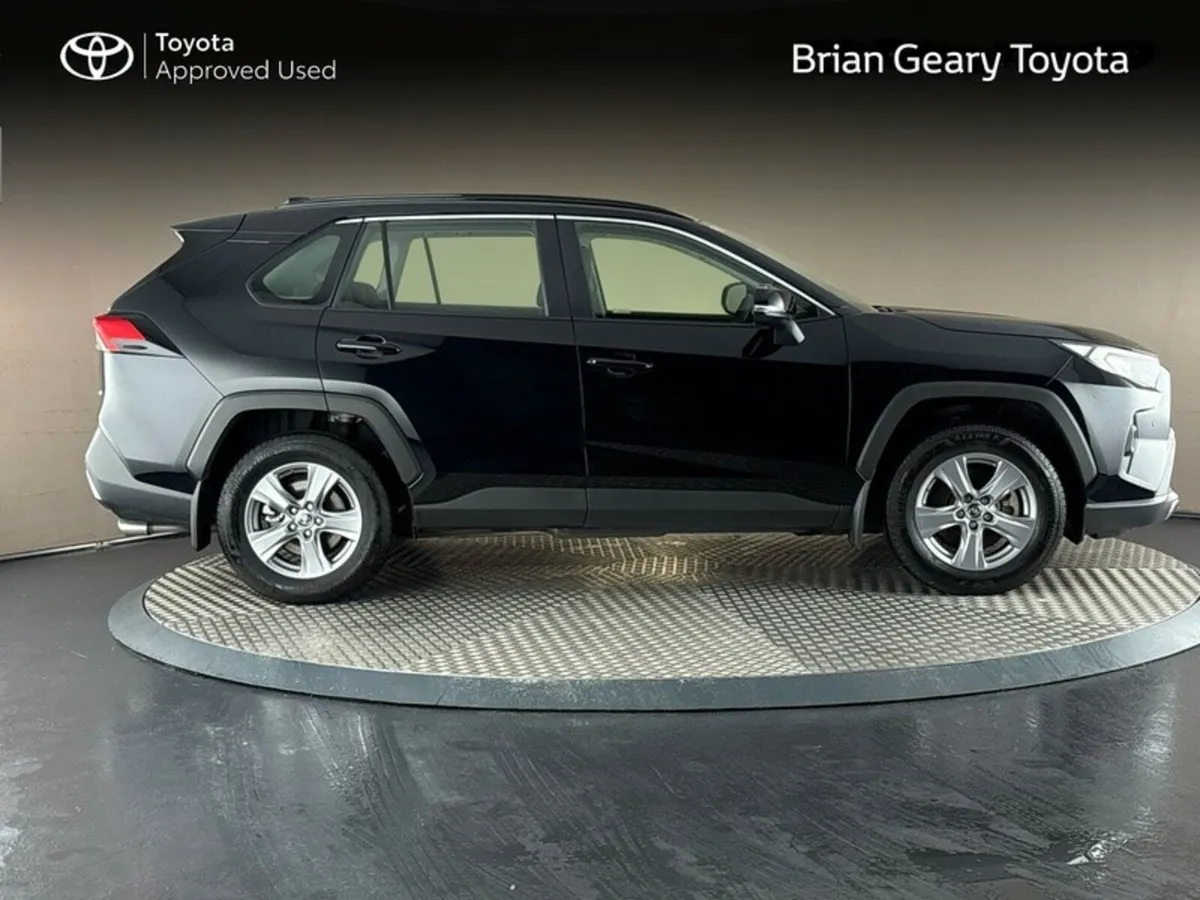 Toyota RAV4 HYBRID LUNA incl LEATHER INTERIOR - Image 3