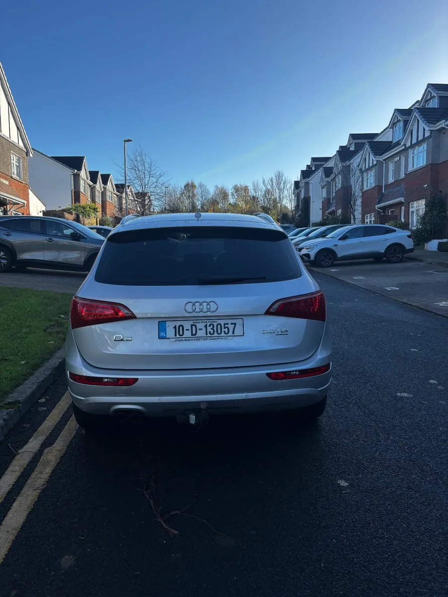 Audi Q5 2010 - Image 2