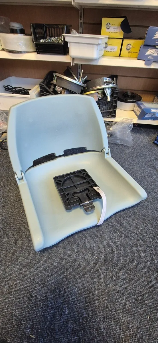 Special €48 Santa prices  🎅 🧑‍🎄 seat with base - Image 2