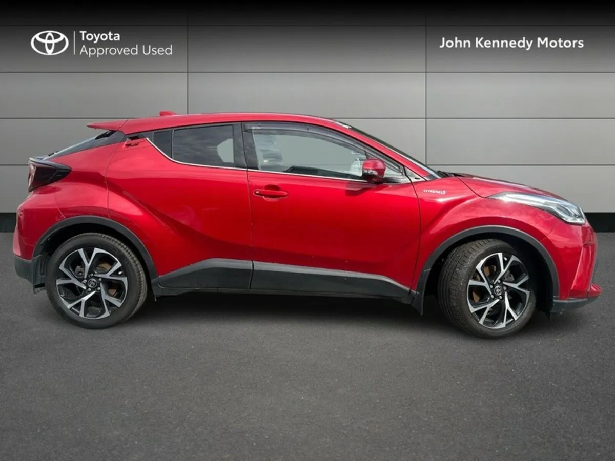 Toyota C-HR 1.8 HYBRID SPORT - Image 3