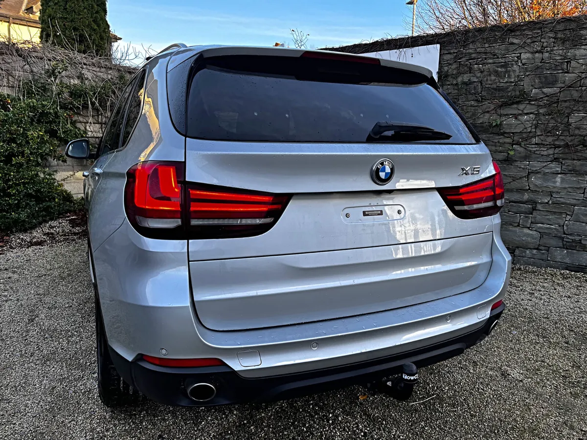 182 BMW X5 S Drive Only 123k Kms 7 Seats Pan Roof - Image 4