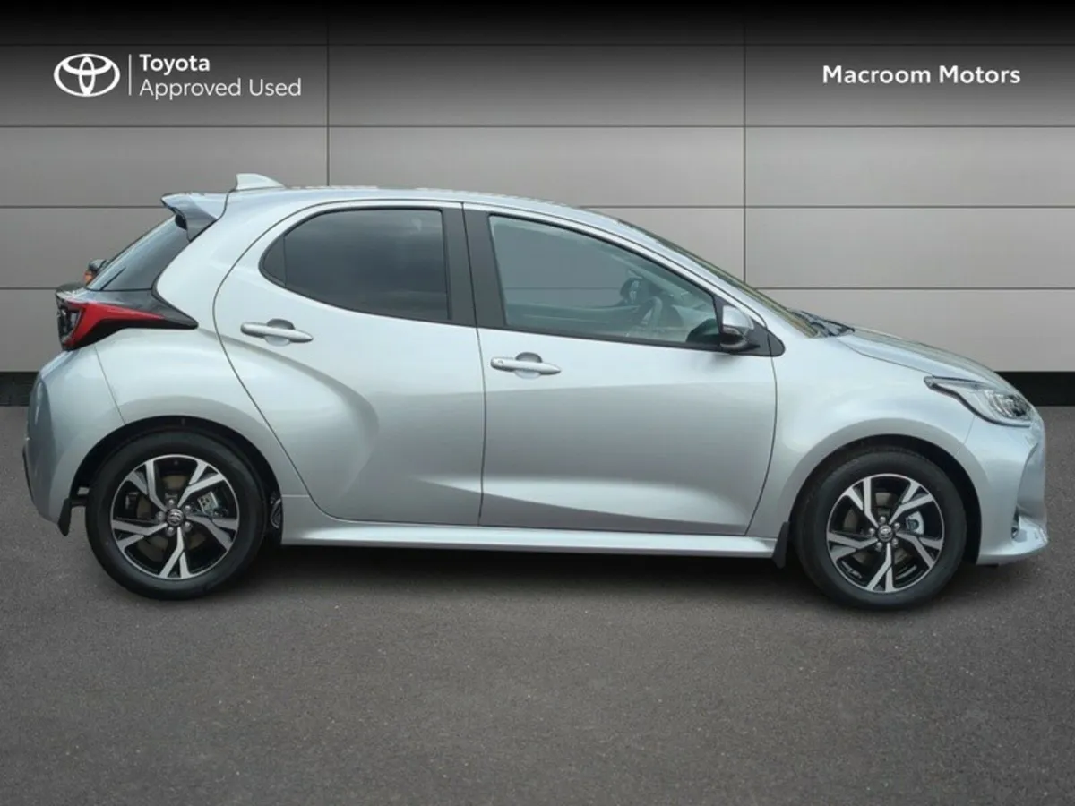 Toyota Yaris END OF YEAR CLEARANCE SALE!!! - Image 3